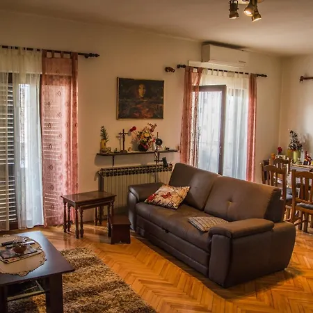 Zvjezda * Biograd Na Moru