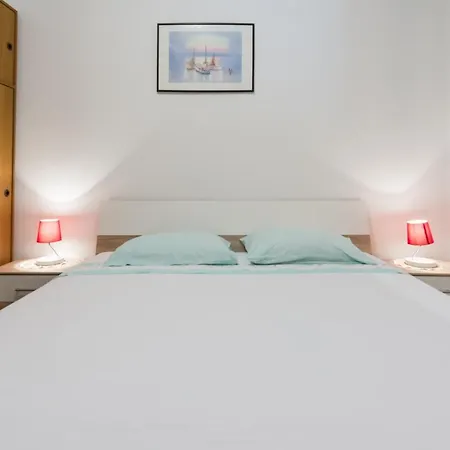 Zvjezda Apartment